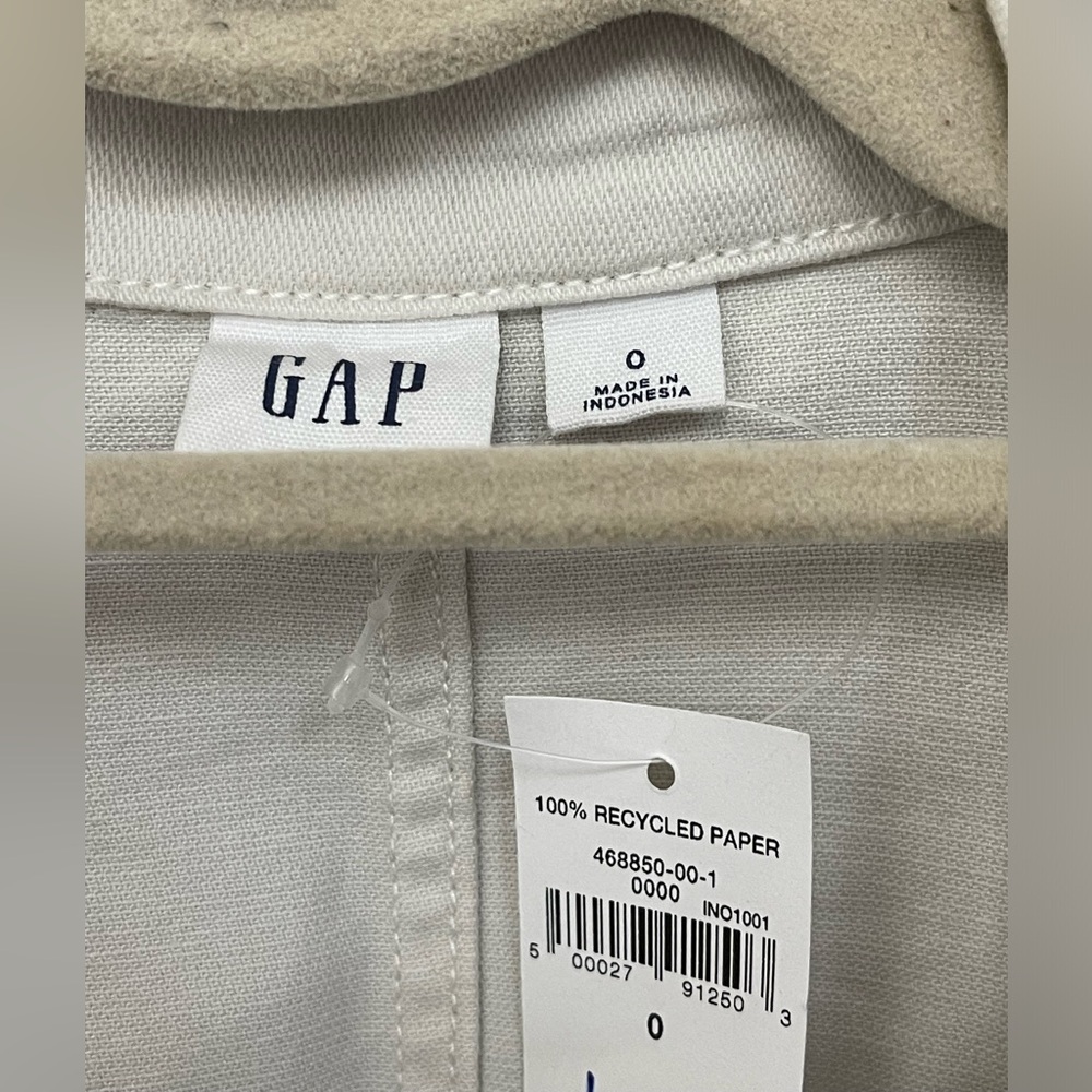 Gap Jumpsuit NWT - Picture 3 of 4